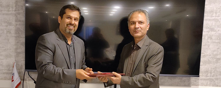 طی حکمی از سوی مدیرعامل گروه داده‌پردازی پارسیان، وحید رزازپور مدیرعامل شرکت آتی‌شهر هوشمند ایرانیان شد