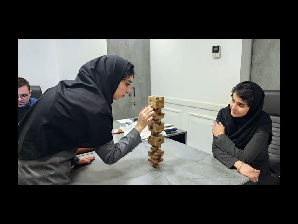 برگزاری مسابقات ورزشی و تفریحی کارکنان گروه داده پردازی پارسیان به مناسبت دهه فجر