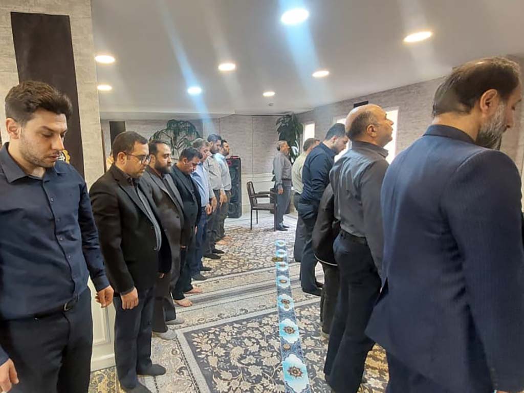 برگزاری مراسم عزاداری شهادت حضرت فاطمه‌ زهرا‌(س) در گروه داده‌پردازی پارسیان