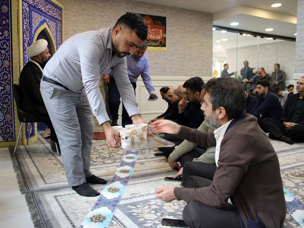 برگزاری مراسم عزاداری شهادت حضرت فاطمه‌ زهرا‌(س) در گروه داده‌پردازی پارسیان