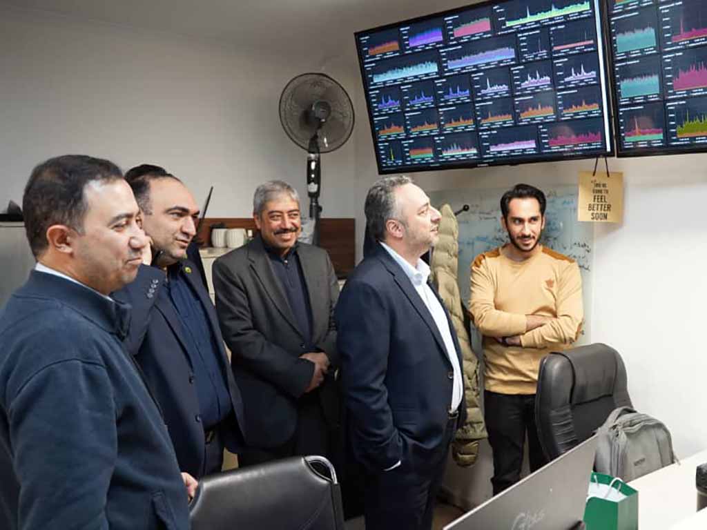 بازدید مدیرعامل گروه داده‌پردازی پارسیان از گروه کیان ایرانیان