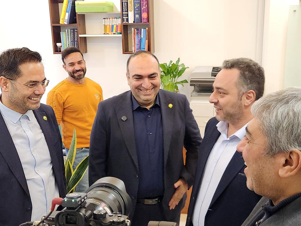 بازدید مدیرعامل گروه داده‌پردازی پارسیان از گروه کیان ایرانیان