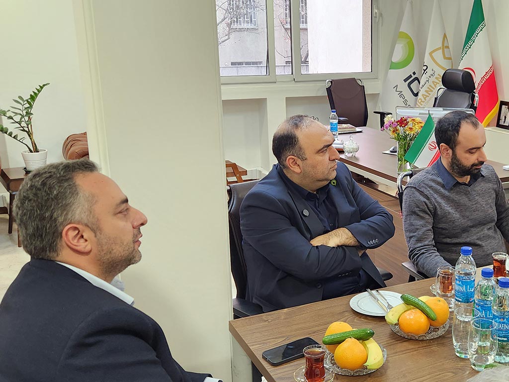 بازدید مدیرعامل گروه داده‌پردازی پارسیان از گروه کیان ایرانیان