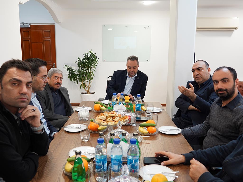بازدید مدیرعامل گروه داده‌پردازی پارسیان از گروه کیان ایرانیان