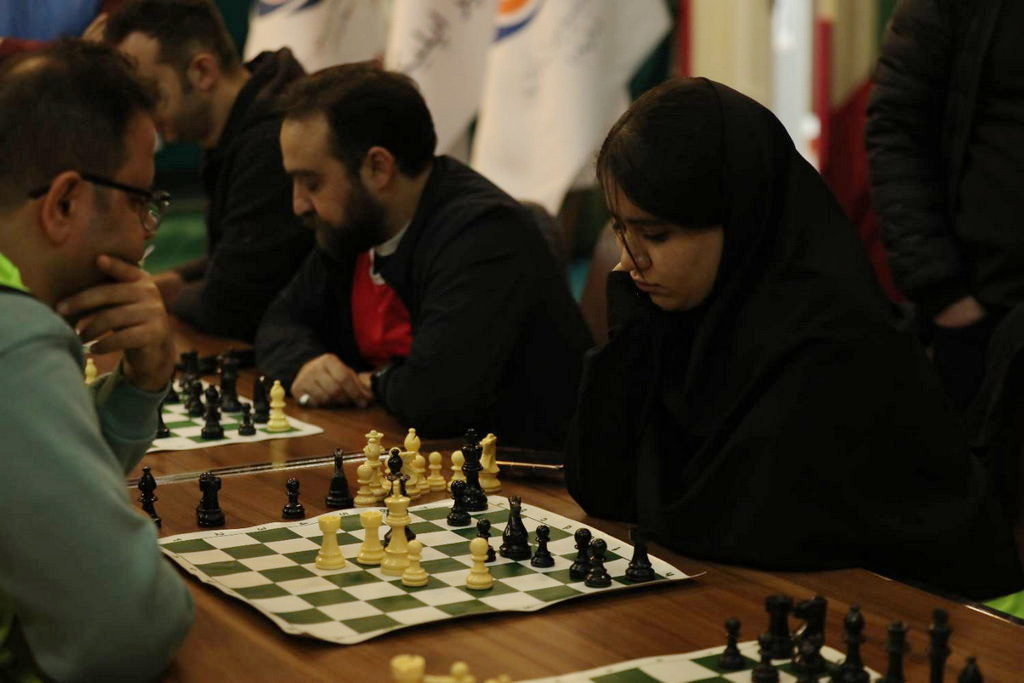 برگزاری سومین دوره مسابقات ورزشی گروه داده‌پردازی پارسیان به مناسبت دهه مبارک فجر