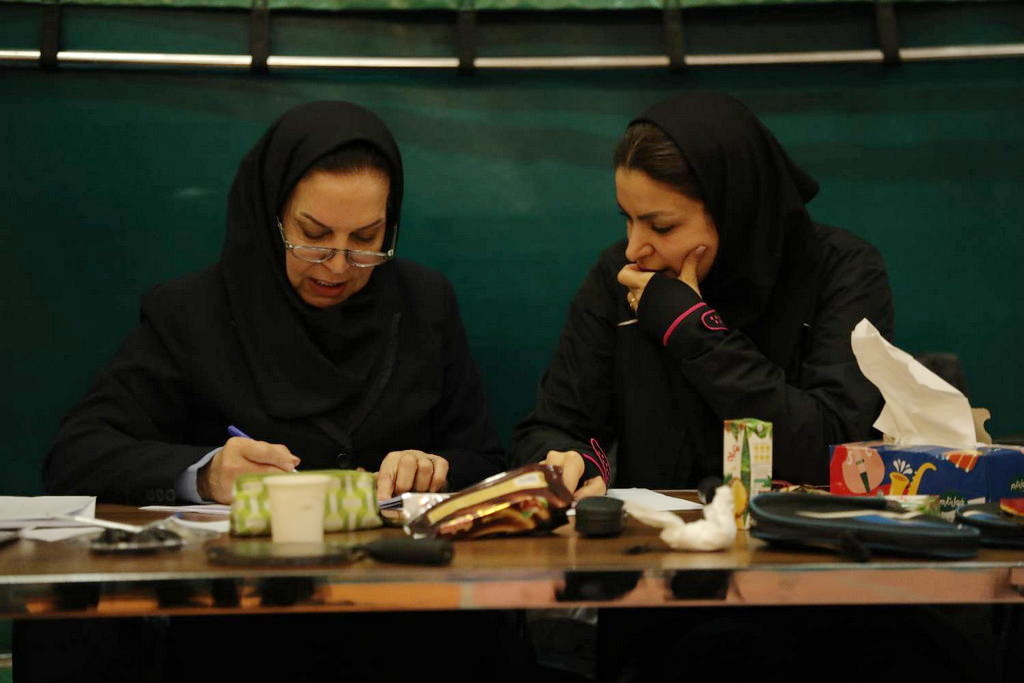 برگزاری سومین دوره مسابقات ورزشی گروه داده‌پردازی پارسیان به مناسبت دهه مبارک فجر