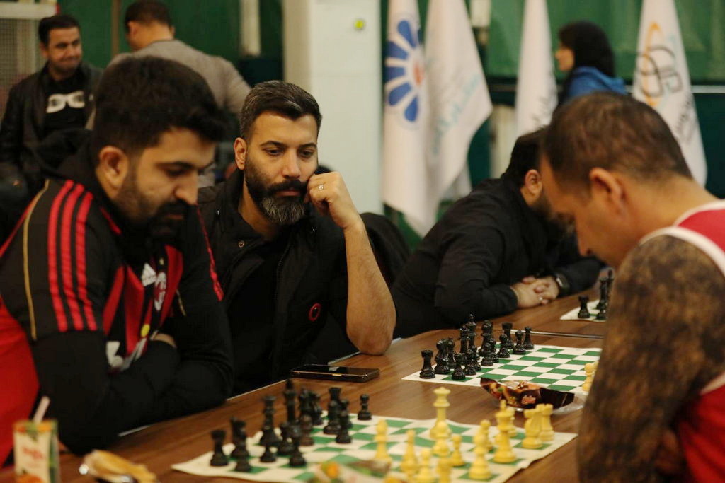 برگزاری سومین دوره مسابقات ورزشی گروه داده‌پردازی پارسیان به مناسبت دهه مبارک فجر