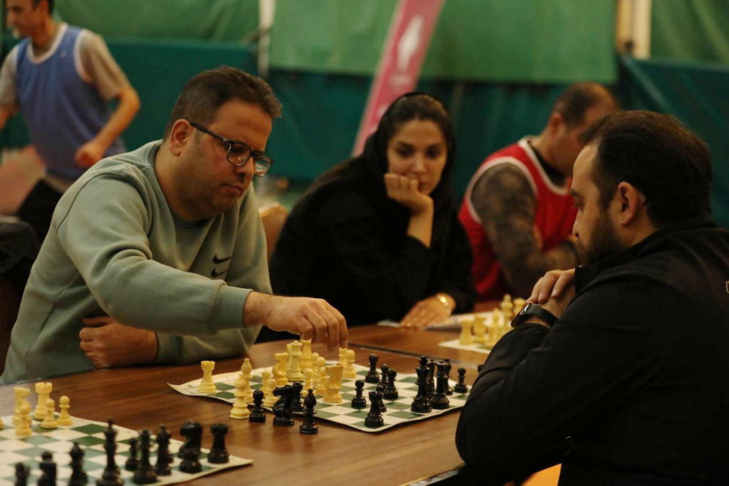 برگزاری سومین دوره مسابقات ورزشی گروه داده‌پردازی پارسیان به مناسبت دهه مبارک فجر