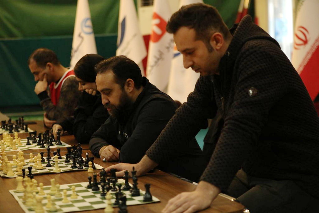 برگزاری سومین دوره مسابقات ورزشی گروه داده‌پردازی پارسیان به مناسبت دهه مبارک فجر