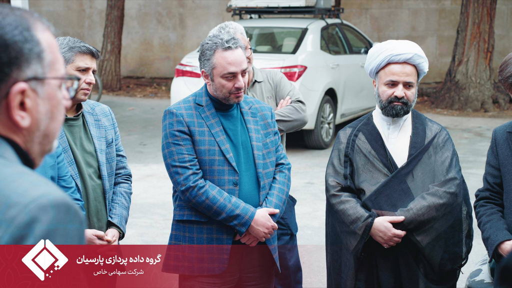 همزمان با ایام الله دهه فجر انقلاب اسلامی دیدار مدیر عامل و جمعی از مدیران گروه داده‌پردازی پارسیان با جانبازان قطع نخاعی مرکز امام خمینی (ره)