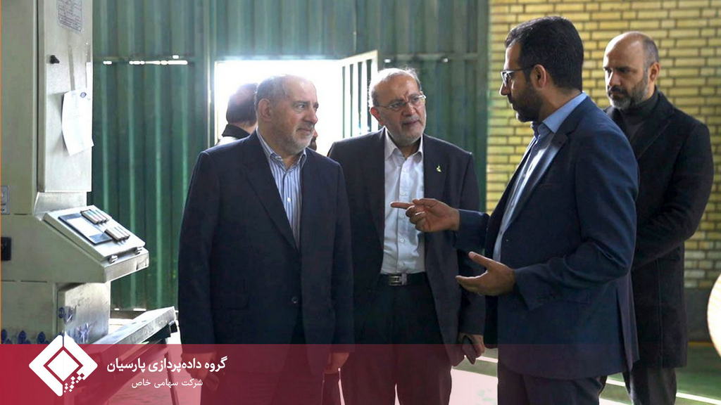 بازدید مدیرعامل بانک پارسیان از کارخانه تولید تجهیزات شرکت تجارت الکترونیک پارسیان کیش
