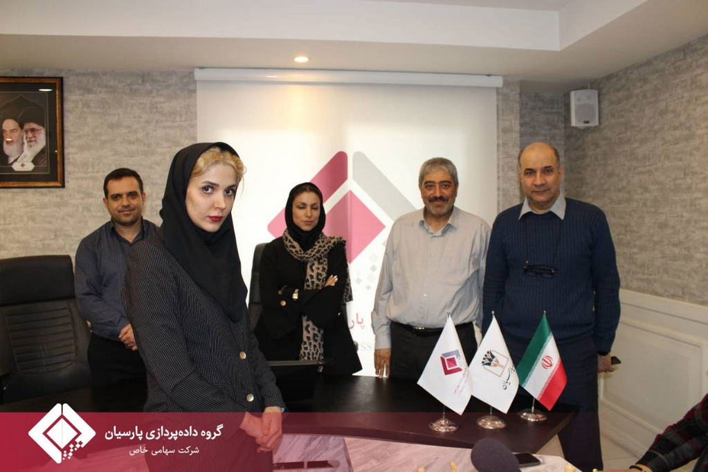 برگزاری مسابقه شطرنج سیمولتانه با حضور استاد بزرگ شطرنج در گروه داده‌پردازی پارسیان