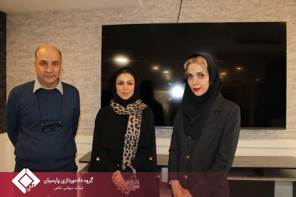 برگزاری مسابقه شطرنج سیمولتانه با حضور استاد بزرگ شطرنج در گروه داده‌پردازی پارسیان