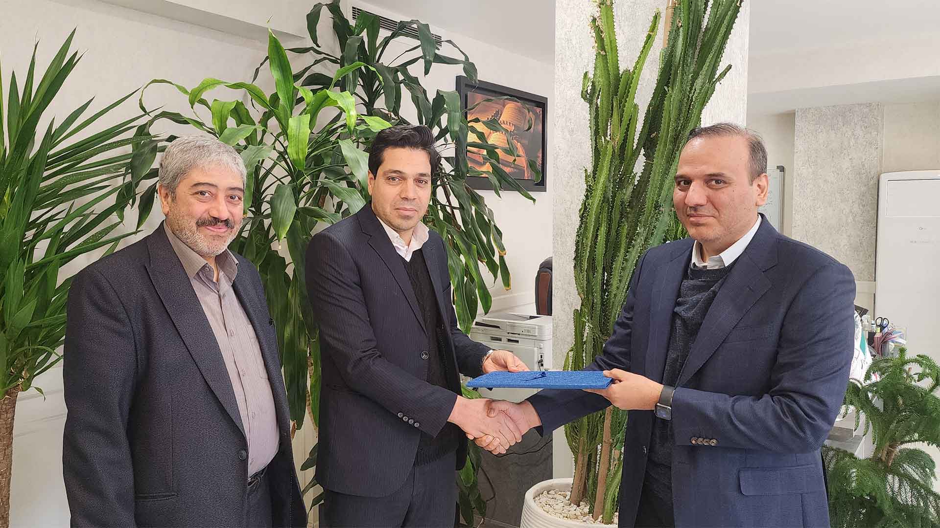 دکتر علی هدایتی معاون مالی گروه داده پردازی پارسیان شد