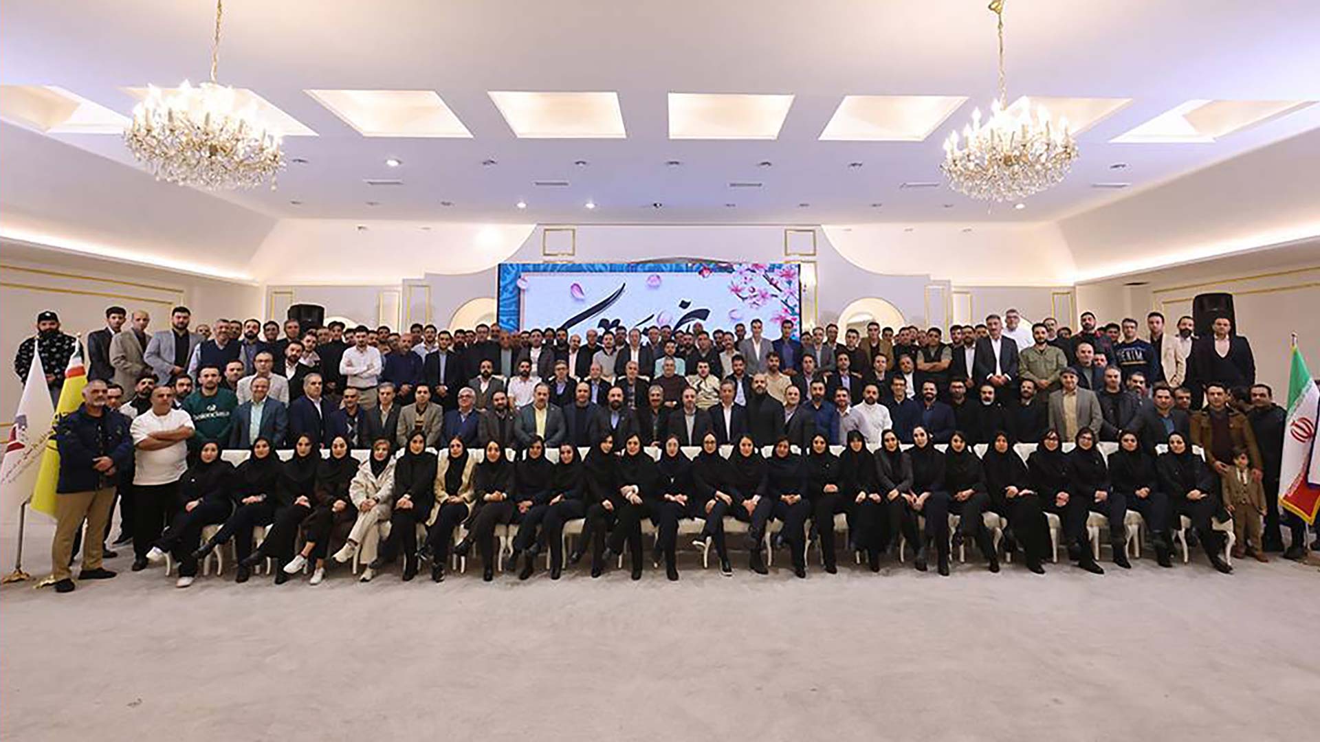 نقش برجسته گروه داده‌پردازی پارسیان در مسیر راهبردی تاپکیش