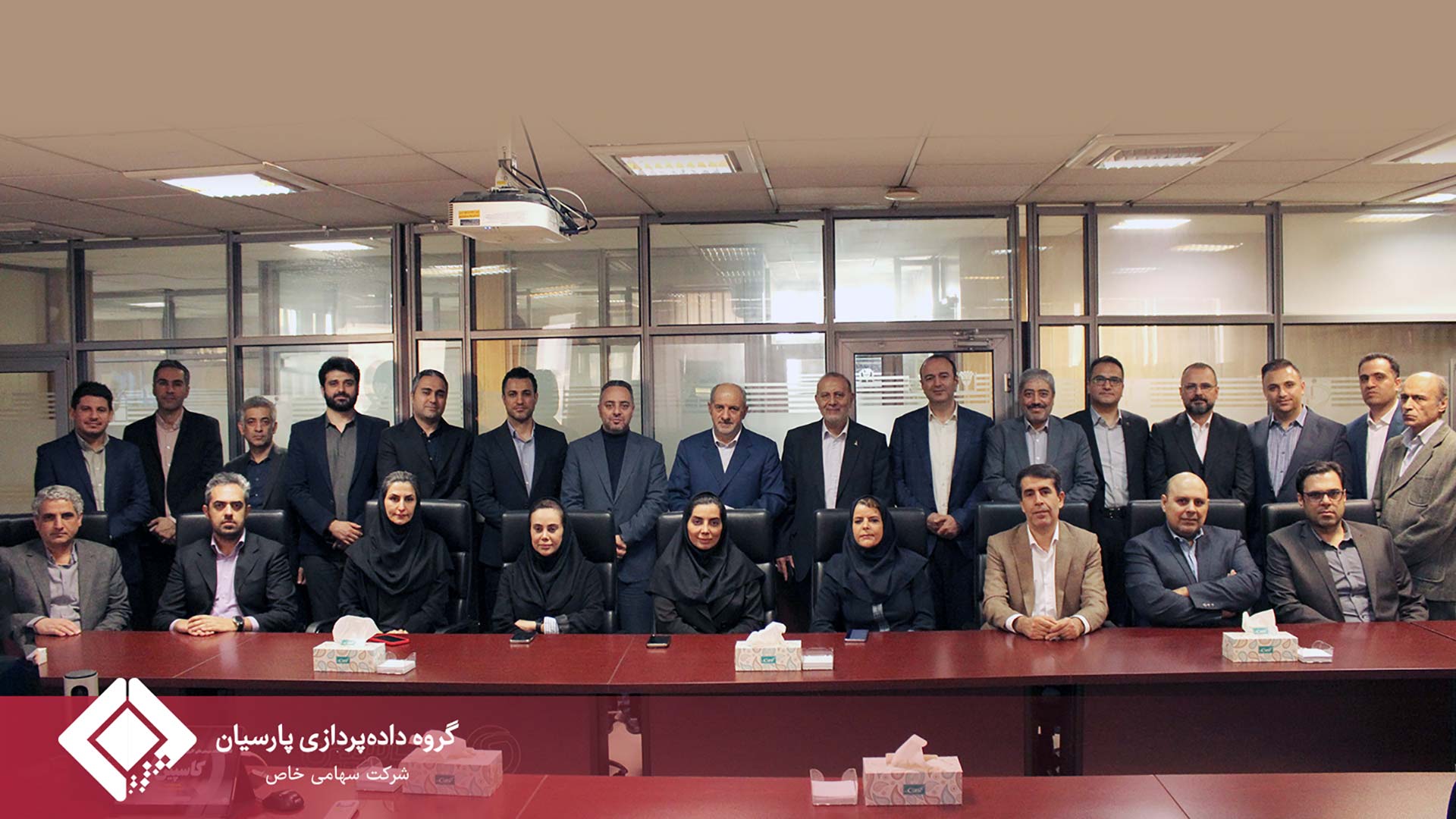 بازدید مدیرعامل محترم بانک پارسیان از شرکت تأمین خدمات سیستم‌های کاربردی کاسپین