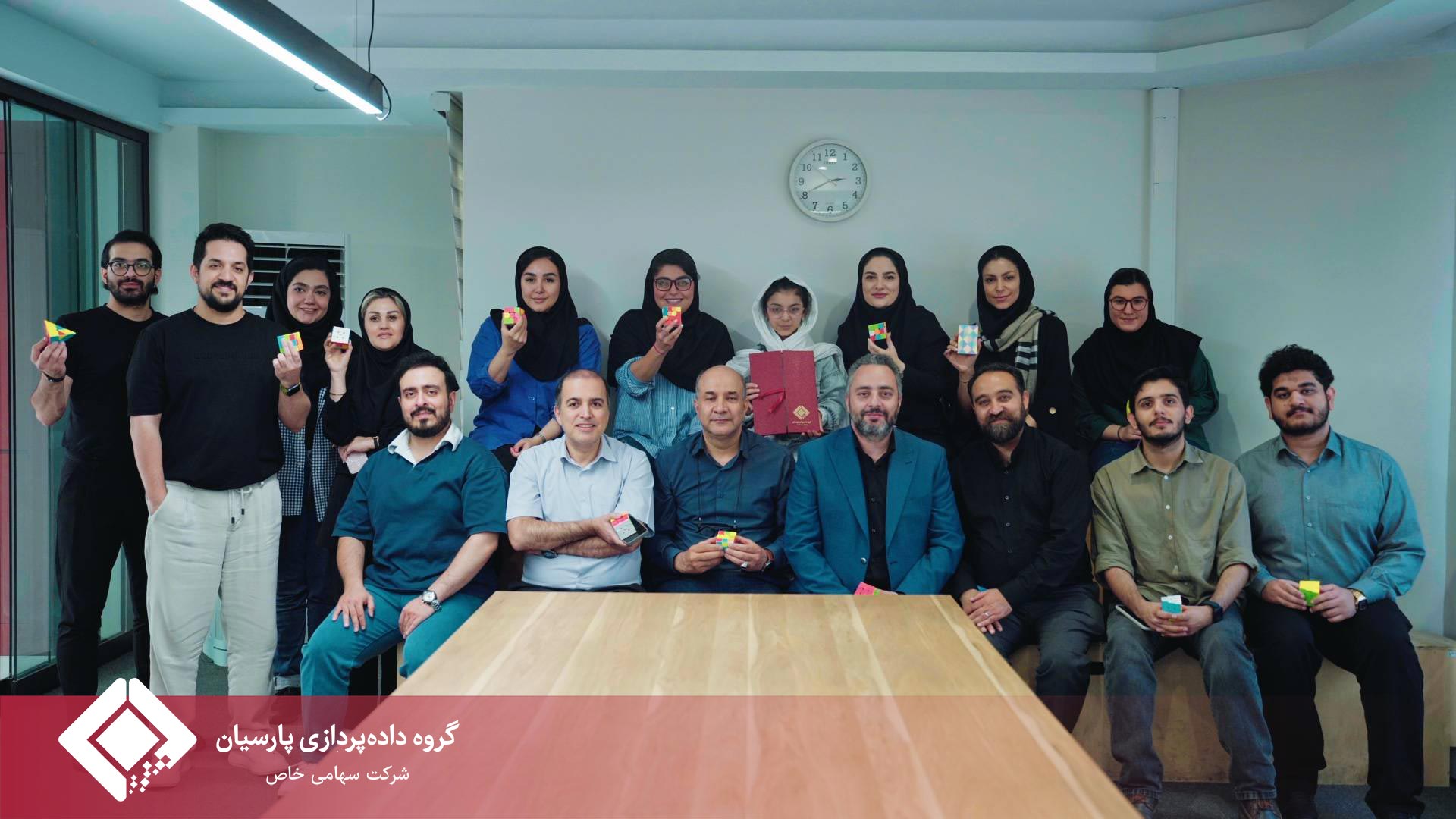برگزاری کارگاه آموزش روبیک در گروه داده‌پردازی پارسیان با حضور استاد مانلی ظهرابی