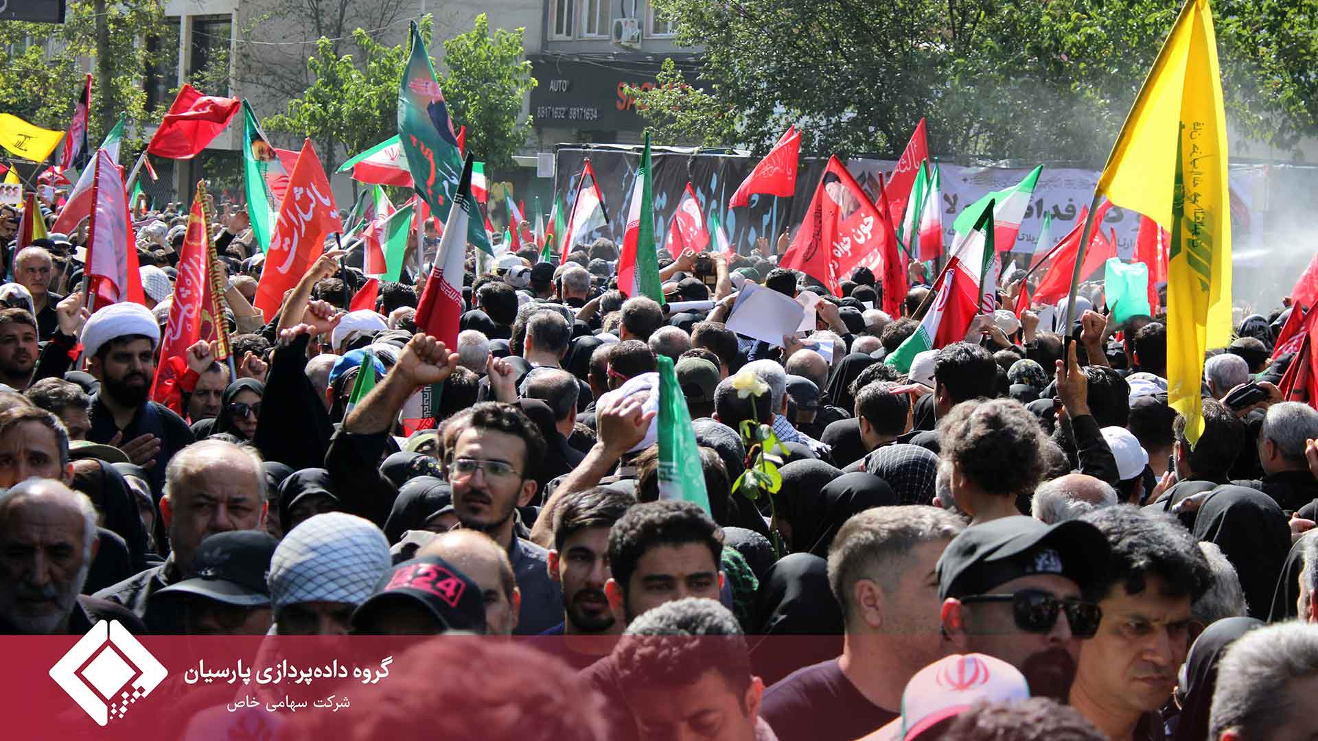 تداوم خدمات گروه داده پردازی پارسیان در روز دوم مراسم وداع رهبر شهید؛ استقبال گسترده زائران و میزبانی در موکب پارسیان