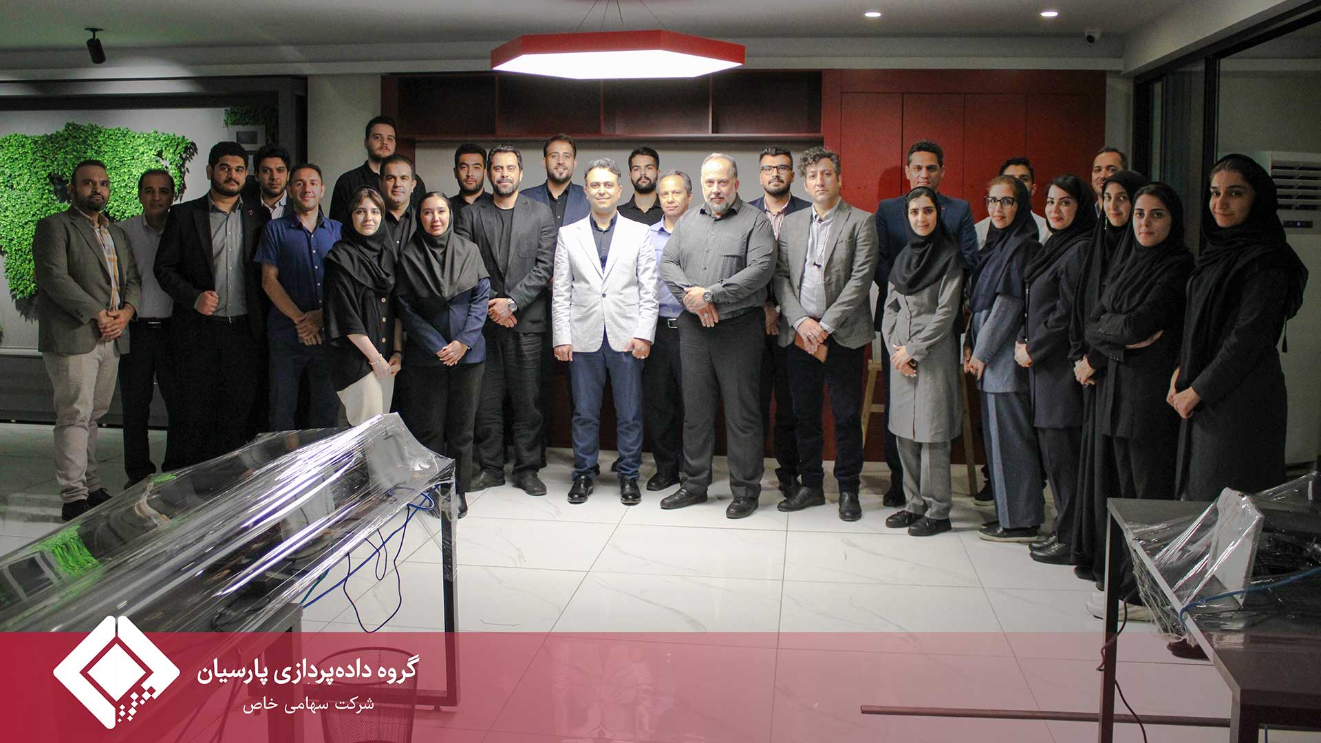 چهاردهمین رویداد ستارگان نوآوری با حضور علی بخشی زاده مدیر عامل شرکت توسعه و نوآوری شهر با تاکيد  هم آفرینی ارزش در اکوسیستم مالی نوین برگزار شد