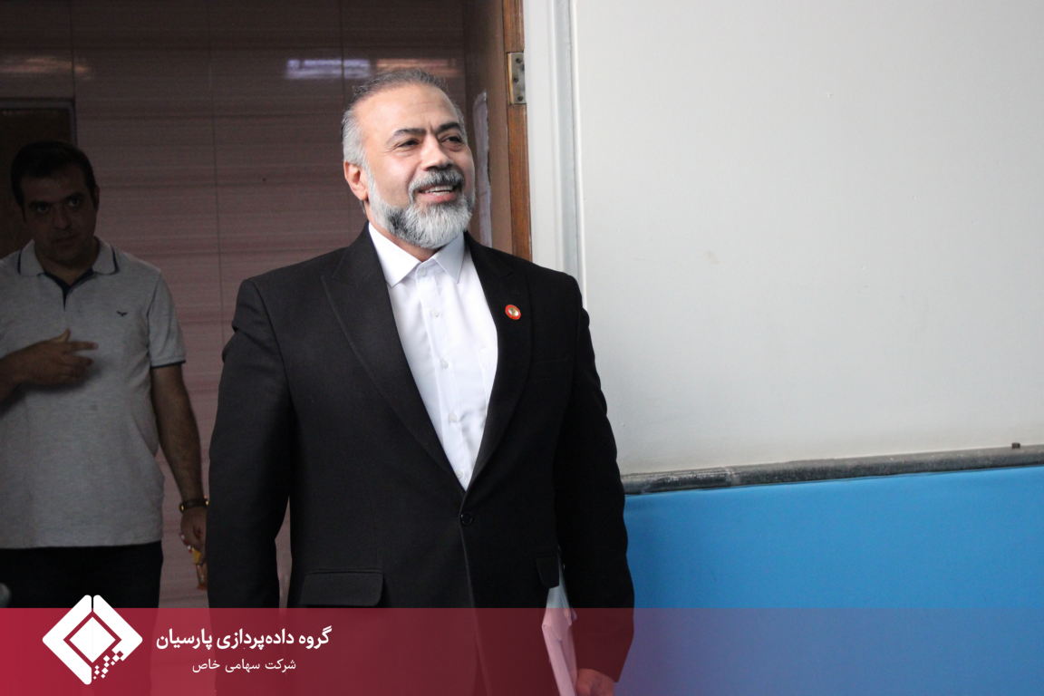 برگزاری دوره آموزشی ساواته و دفاع شخصی در گروه داده‌پردازی پارسیان