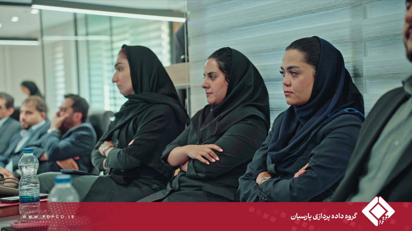 پانزدهمین رویداد ستارگان نوآوری با حضور علی اخوان مدیر عامل شرکت تکنولوژی تجارت با تحلیل ساختار بازار نظارتی فین تک برگزار شد