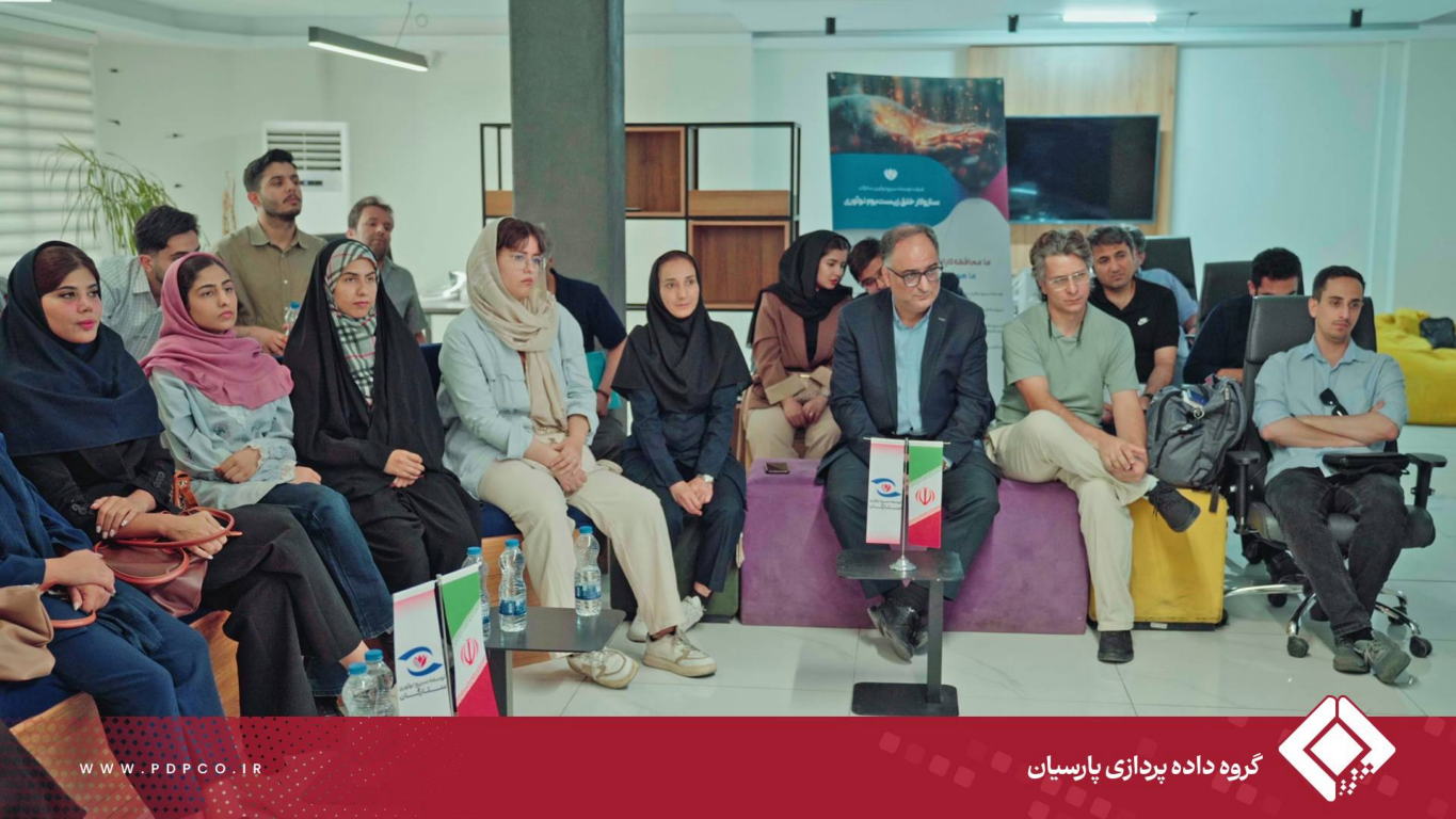 پانزدهمین رویداد ستارگان نوآوری با حضور علی اخوان مدیر عامل شرکت تکنولوژی تجارت با تحلیل ساختار بازار نظارتی فین تک برگزار شد