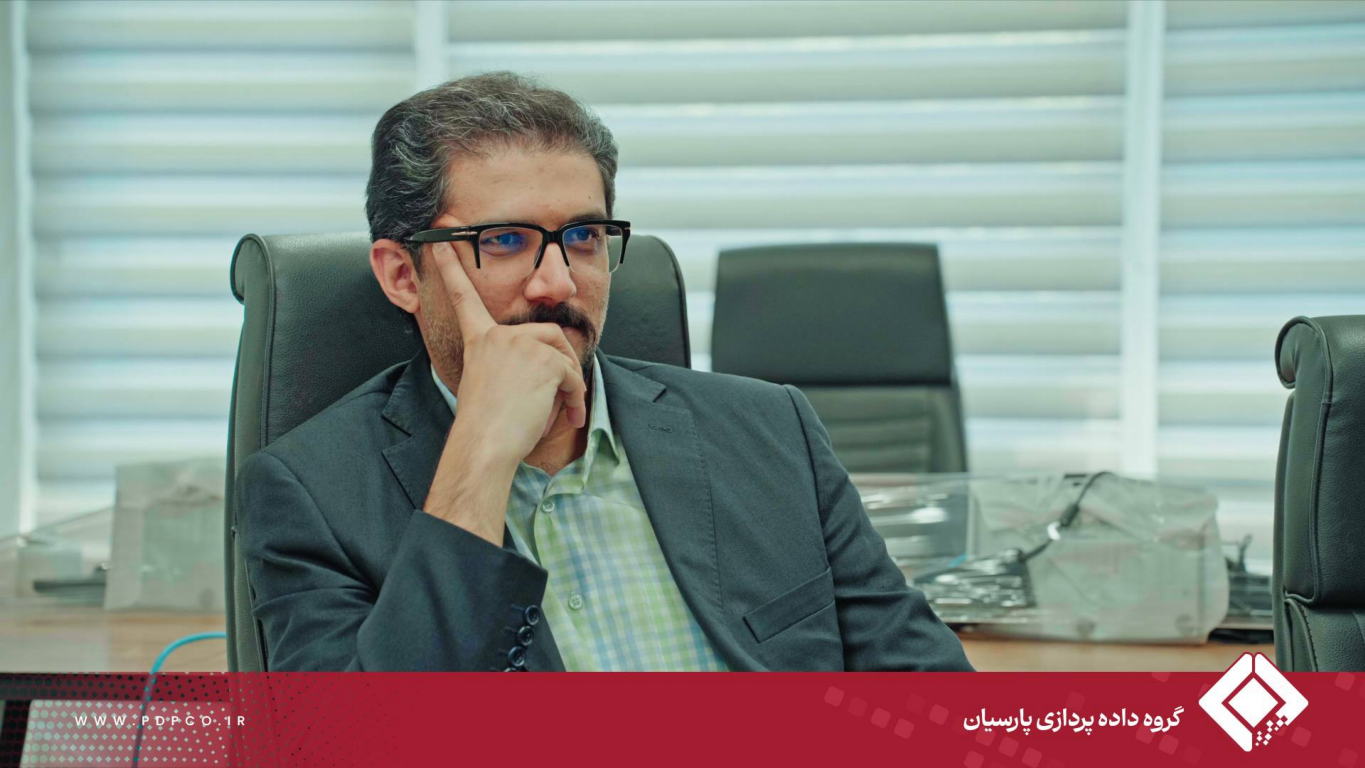 پانزدهمین رویداد ستارگان نوآوری با حضور علی اخوان مدیر عامل شرکت تکنولوژی تجارت با تحلیل ساختار بازار نظارتی فین تک برگزار شد