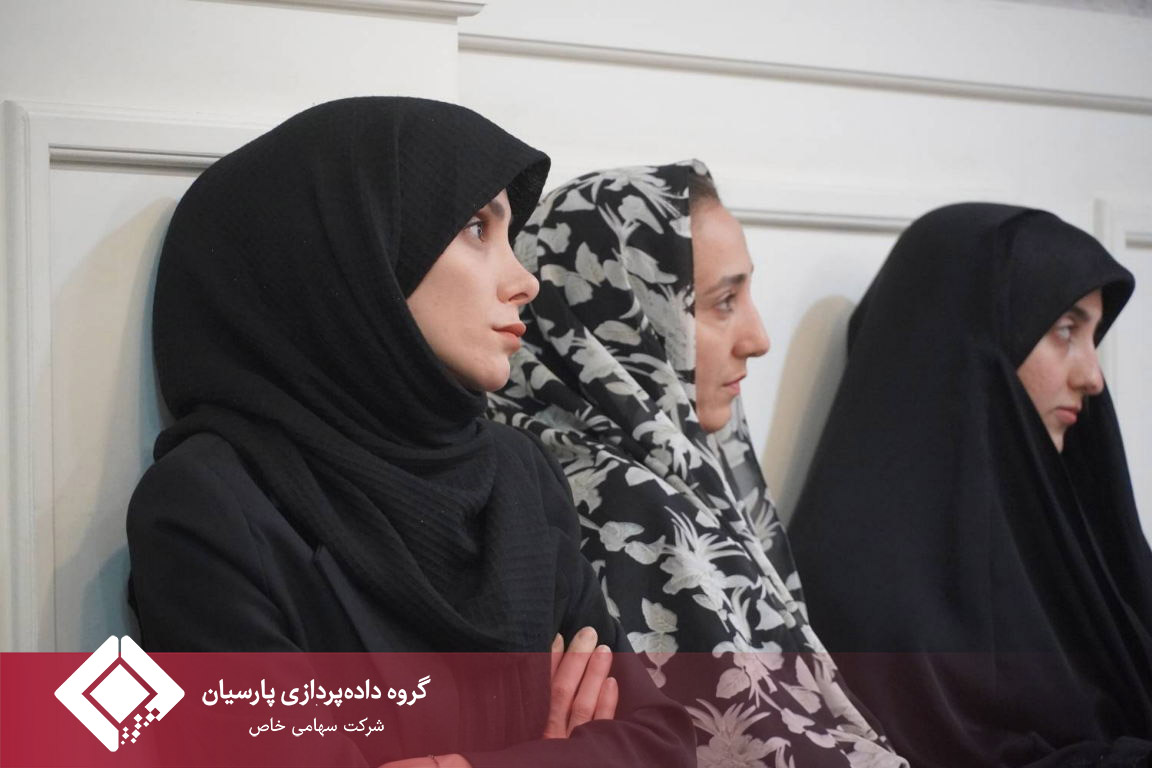 عزاداری ایام پایانی ماه صفر با حضور کارکنان در گروه داده‌پردازی پارسیان برگزار شد
