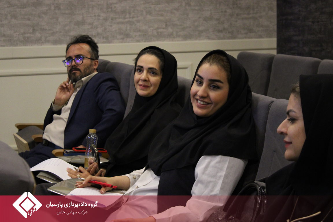 برگزاری کارگاه آموزشی «قوانین کار و تامین اجتماعی» در گروه داده‌پردازی پارسیان